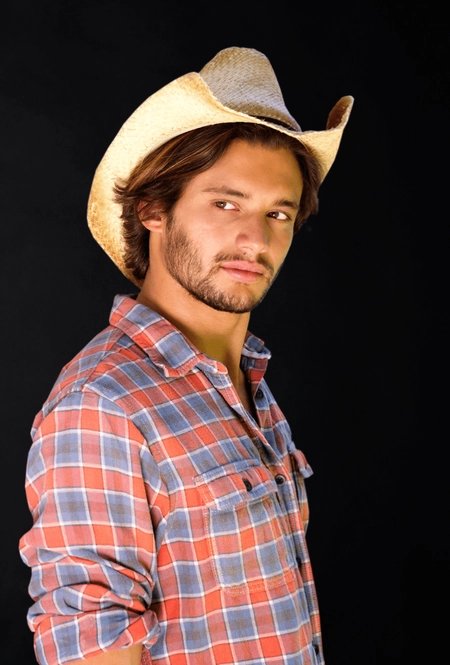 Leigh Armaund Lopez (Stallion island Series 4)